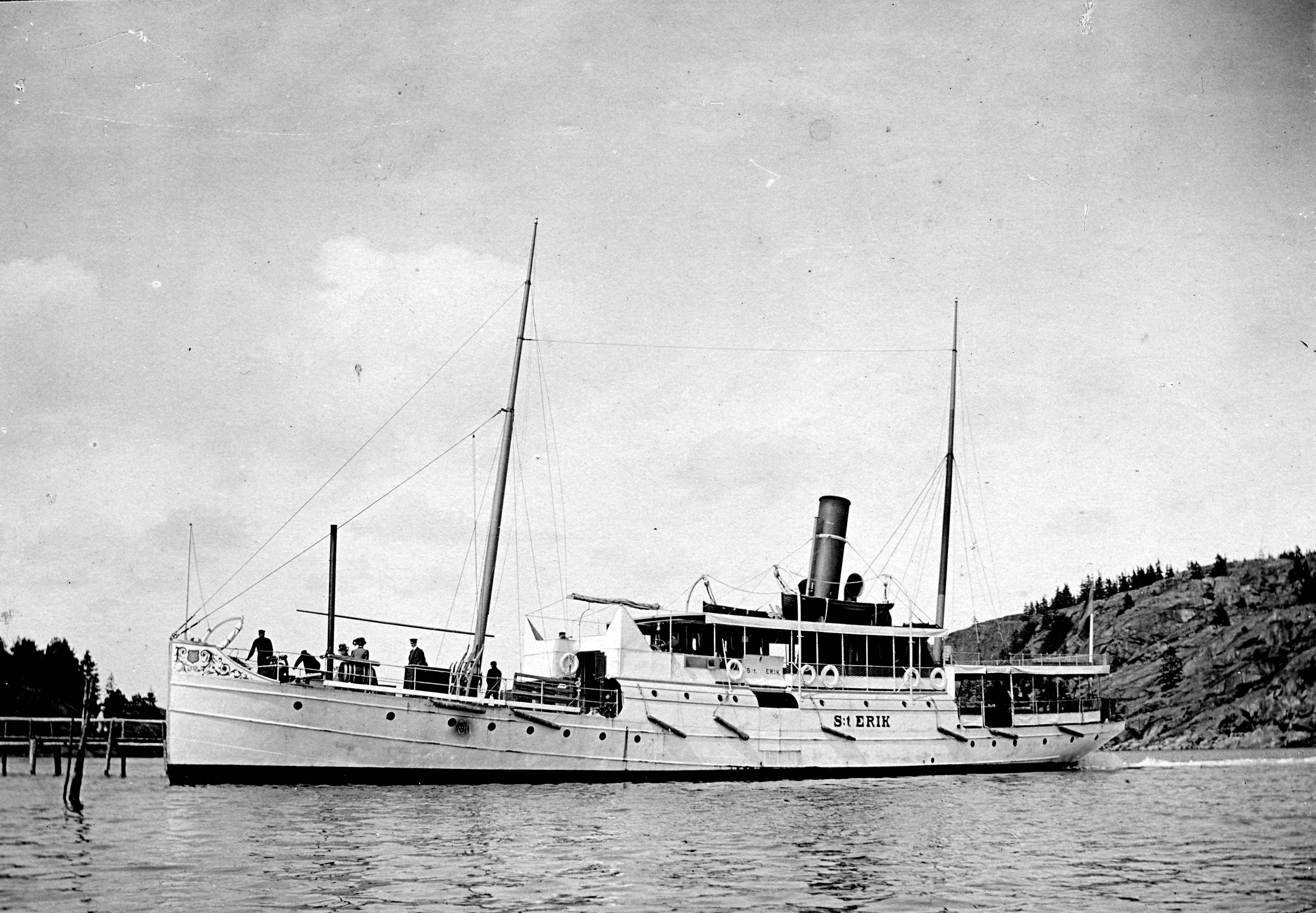 St Erik vid Lilla Askeröns ångbåtsbrygga